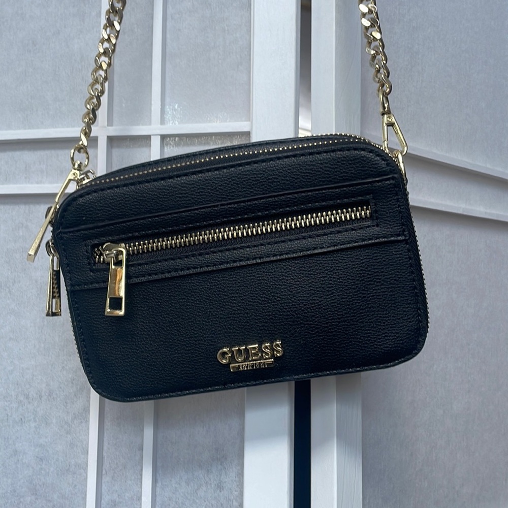 Guess Belt Bag With Detachable Crossbody Chain